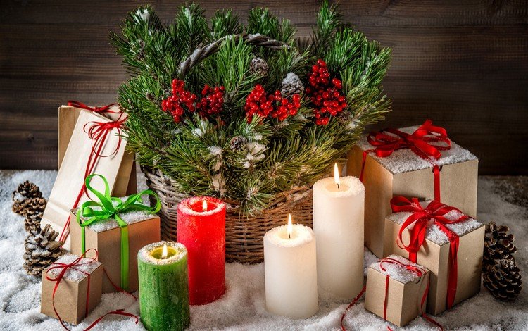 снег, свечи, новый год, елка, украшения, подарки, рождество, шишки, snow, candles, new year, tree, decoration, gifts, christmas, bumps