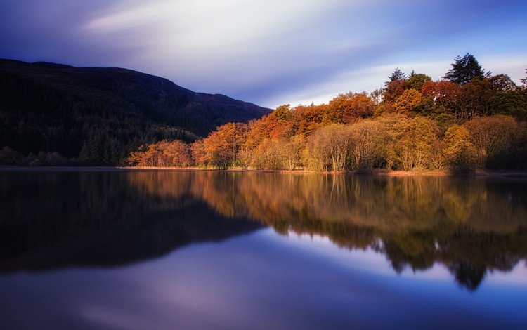 небо, осень, деревья, шотландия, вода, озеро, природа, лес, отражение, пейзаж, the sky, autumn, trees, scotland, water, lake, nature, forest, reflection, landscape