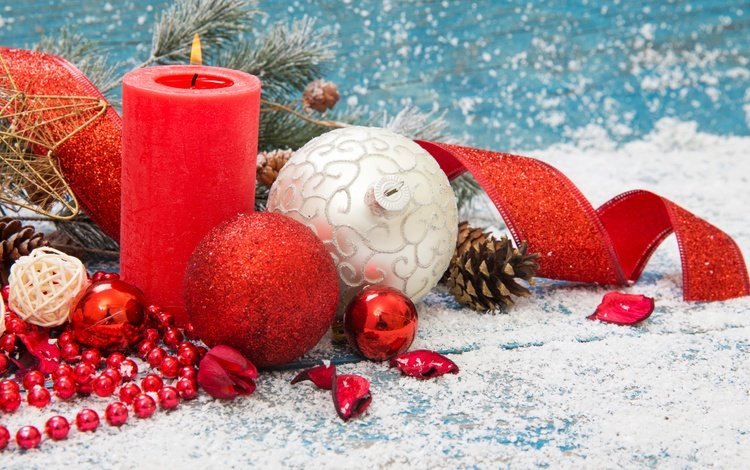 новый год, шары, свеча, рождество, елочные украшения, new year, balls, candle, christmas, christmas decorations
