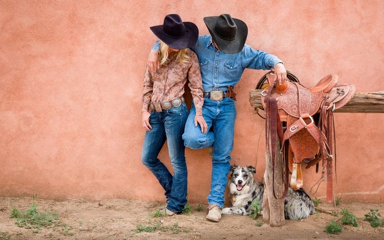 собака, джинсы, мужчина, ковбои, женщина, шляпа, австралийская овчарка, седло, dog, jeans, male, cowboys, woman, hat, australian shepherd, saddle