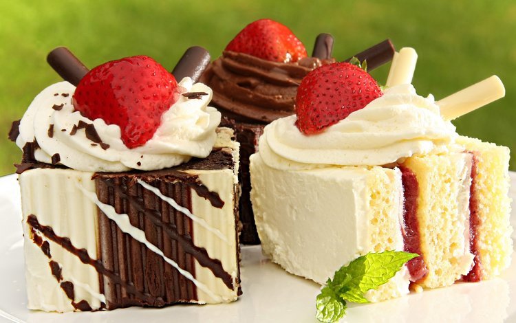 клубника, крем, ягоды, шоколад, сладкое, кусочки, торт, десерт, пирожные, strawberry, cream, berries, chocolate, sweet, pieces, cake, dessert, cakes