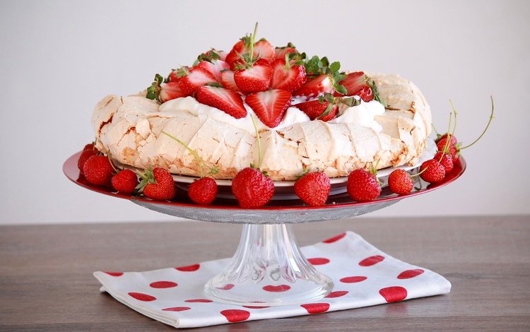 клубника, ягоды, выпечка, пирог, strawberry, berries, cakes, pie
