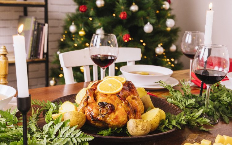 ель, вино, бокалы, праздник, курица, картофель, spruce, wine, glasses, holiday, chicken, potatoes