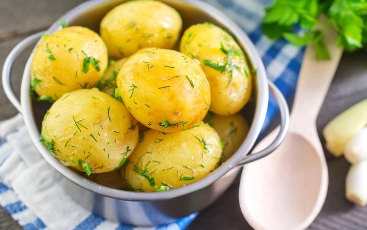 зелень, ложка, картофель, отварной, greens, spoon, potatoes, boiled