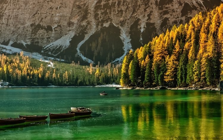 деревья, озеро, горы, осень, лодка, trees, lake, mountains, autumn, boat