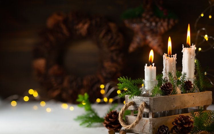 свечи, ящик, новый год, композиция, елка, хвоя, ветки, праздник, рождество, шишки, candles, box, new year, composition, tree, needles, branches, holiday, christmas, bumps