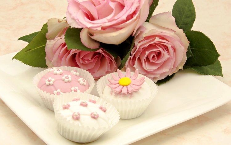 розы, букет, десерт, пирожные, кексы, капкейки, roses, bouquet, dessert, cakes, cupcakes
