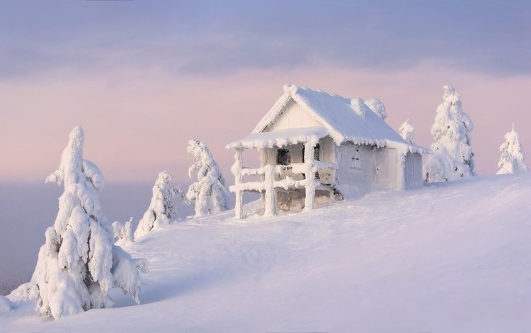 небо, облака, снег, природа, зима, склон, дом, домик, избушка, hut, the sky, clouds, snow, nature, winter, slope, house