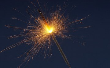 новый год, рождество, искры, бенгальский огонь