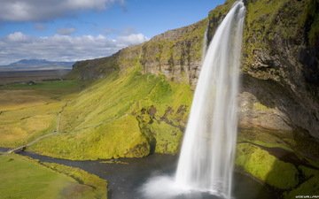 облака, река, горы, природа, зелень, пейзаж, скала, водопад, обрыв, исландия, сельяландсфосс, водопад сельяландсфосс