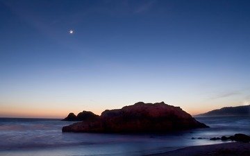 закат, море, скала, луна