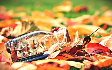 листья, настроение, осень, бутылка, кораблик