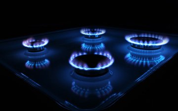 пламя, огонь, факел, the flame on a gas stove (огонь на газовой пл