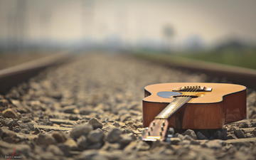 железная дорога, камни, галька, гитара, гравий, музыкальный инструмент, ж/д пути