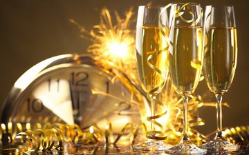 часы, праздник, шампанское, фужеры