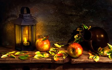 листья, фрукты, яблоки, стол, фонарь, свеча, кувшин, натюрморт