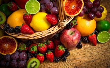 виноград, фрукты, яблоки, апельсины, клубника, лимон, ягоды, лайм, киви, корзинка, ежевика