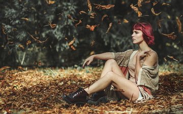 девушка, поза, взгляд, модель, профиль, ножки, лицо, красные волосы, осенние листья