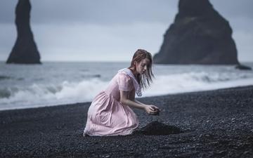 берег, девушка, настроение, море, песок, одиночество, мокрые волосы, розовое платье