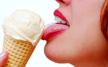 девушка, мороженое, губы, язык