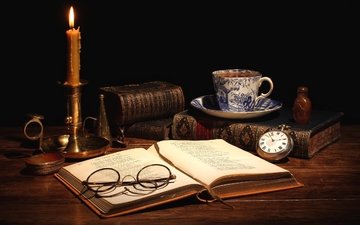 очки, книги, часы, чашка, чай, свеча, натюрморт