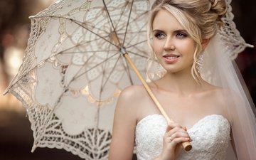 блондинка, портрет, взгляд, лицо, зонтик, прическа, невеста, фата, голые плечи