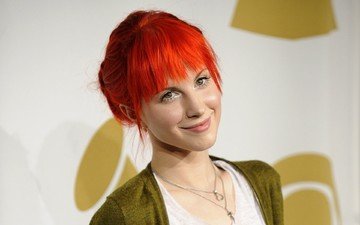 улыбка, рыжая, певица, челка, хейли уильямс, вокалистка американской рок-группы «paramore»