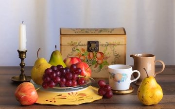виноград, фрукты, яблоко, чашка, свеча, натюрморт, груша, сундук