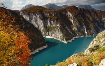 горы, осень, черногория, пивское озеро