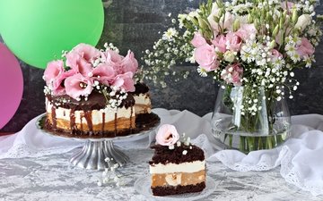 цветы, шарики, шоколад, торт, эустома