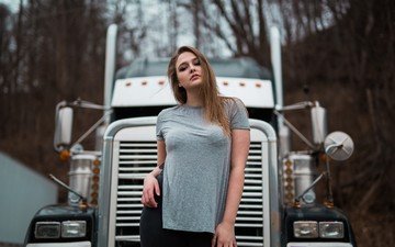 девушка, фон, взгляд, модель, волосы, лицо, грузовик