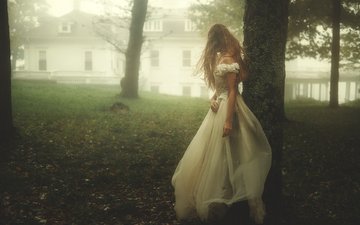 девушка, утро, платье, туман, дом, белое платье, невеста, длинные волосы, tj drysdale, runaway