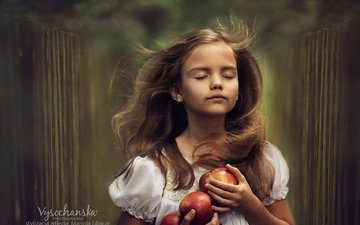 портрет, яблоки, дети, девочка, лицо, ребенок, длинные волосы, закрытые глаза, vysochanska photography