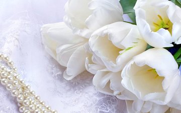 цветы, букет, тюльпаны, белые, ожерелье, жемчуг