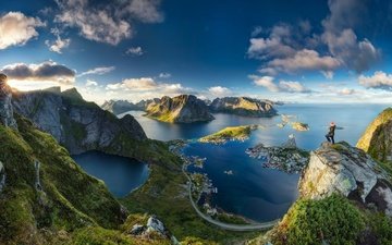 горы, скалы, природа, пейзаж, человек, красота, высота, городок, норвегия, фьорды