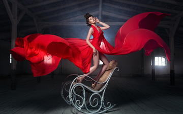 девушка, модель, красное платье, даниэль илинка, teo dora, кресло-качалка