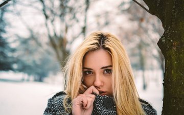 зима, девушка, портрет, взгляд, волосы, лицо