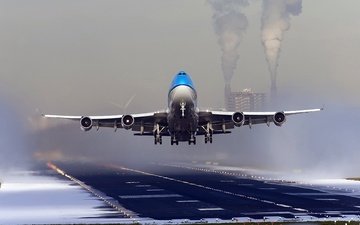 самолет, авиация, взлетная полоса, посадка, пассажирский лайнер, boeing 747, dutch airline
