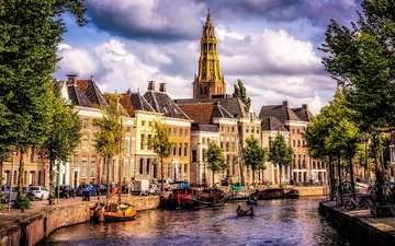 деревья, лодки, канал, башня, дома, набережная, здания, нидерланды